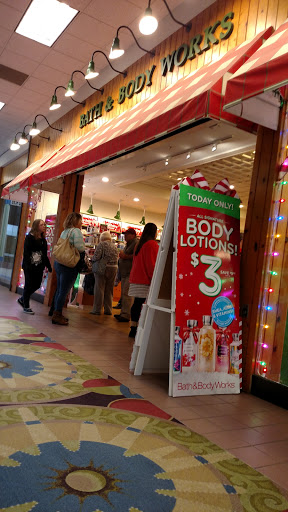 Shopping Mall «Fort Henry Mall», reviews and photos, 2101 Fort Henry Dr, Kingsport, TN 37664, USA