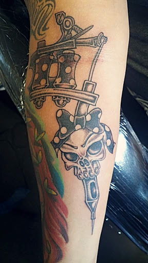 Tattoo Shop «UnderGround-Ink Tattoo Gallery», reviews and photos, 2106 W Gentry Pkwy, Tyler, TX 75702, USA