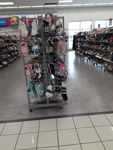 Clothing Store «Burlington Coat Factory», reviews and photos, 6120 Northwest Hwy, Crystal Lake, IL 60014, USA