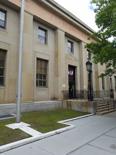 Post Office «United States Postal Service», reviews and photos, 400 Broadway, Troy, NY 12180, USA