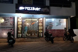 PizzBurg image