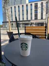 Café du Restaurant servant le petit-déjeuner Starbucks à Tours - n°2