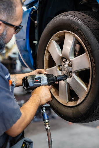 Auto Repair Shop «Central Florida Auto Repair», reviews and photos, 1779 S Orange Blossom Trail, Apopka, FL 32703, USA