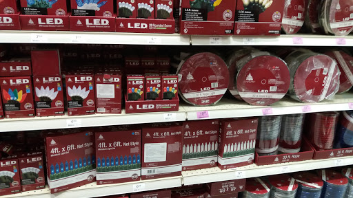 Outdoor Furniture Store «American Sale - Bridgeview», reviews and photos, 8951 Harlem Ave, Bridgeview, IL 60455, USA