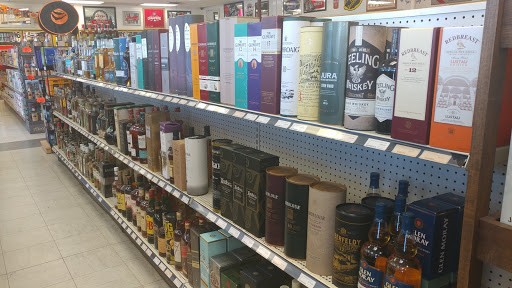 Liquor Store «Northside Liquor», reviews and photos, 501 Butternut Dr # 1, Holland, MI 49424, USA