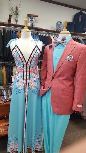 Clothing Store «The City Outlet Clothing», reviews and photos, 17653 Twelve Mile Rd, Lathrup Village, MI 48076, USA