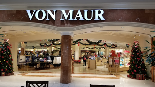 Department Store «Von Maur», reviews and photos, 37700 W 6 Mile Rd, Livonia, MI 48152, USA