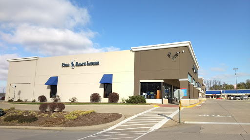 Outlet Mall «Tanger Outlet Williamsburg», reviews and photos, 150 Tanger Dr, Williamsburg, IA 52361, USA