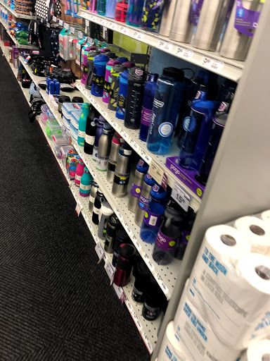 Office Supply Store «Staples», reviews and photos, 9230 Old Keene Mill Rd, Burke, VA 22015, USA