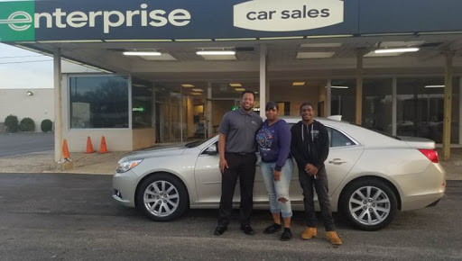 Used Car Dealer «Enterprise Car Sales», reviews and photos, 4000 Ogden Ave, Aurora, IL 60504, USA