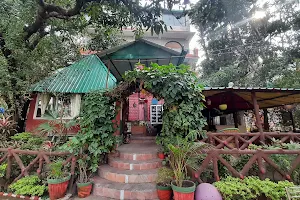 Pyramid Cafe & Guest House image