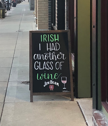 Wine Store «Bin 51 Wine & Spirits», reviews and photos, 118 N Main St, Edwardsville, IL 62025, USA