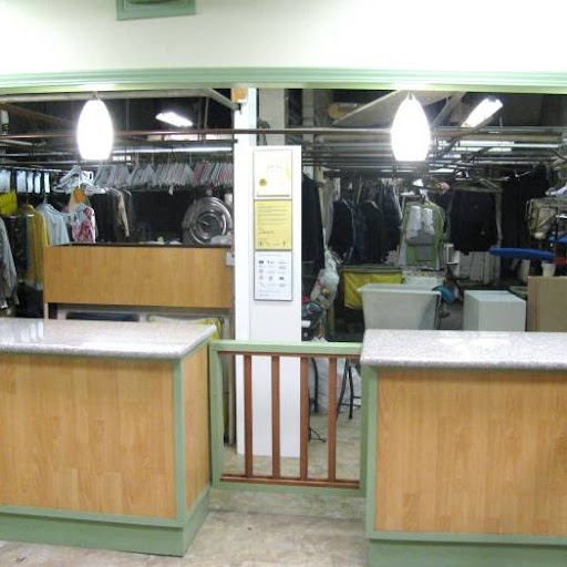 Dry Cleaner «Berkland Cleaners», reviews and photos, 2979 Sacramento St, Berkeley, CA 94702, USA