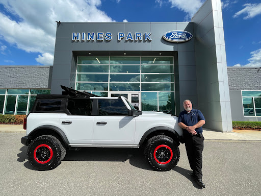 Car Dealer «Hines Park Ford», reviews and photos, 56558 Pontiac Trail, New Hudson, MI 48165, USA