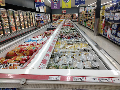 Grocery Store «Save-A-Lot», reviews and photos, 130 W McClain Ave, Scottsburg, IN 47170, USA