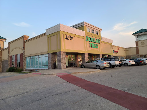 Dollar Tree, 6630 Mills Civic Pkwy #3118, West Des Moines, IA 50266, USA, 