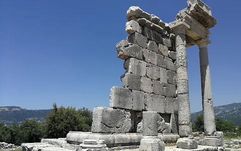 Mashnaka Roman Temple image