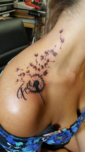 Tattoo Shop «Beautiful Sin Tattoos», reviews and photos, 245 N Queen St, Lancaster, PA 17603, USA