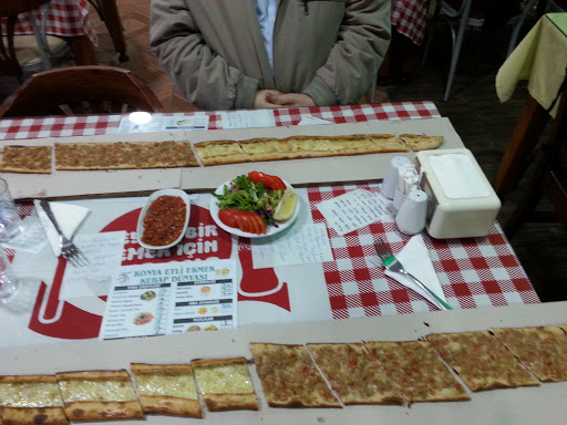 Konya Etli Ekmek