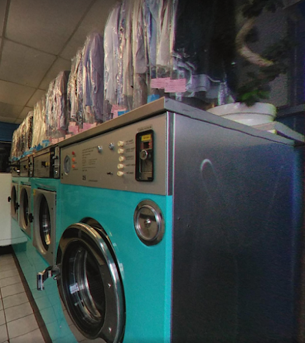 Comments and reviews of Dexter Launderette & Drycleaners London