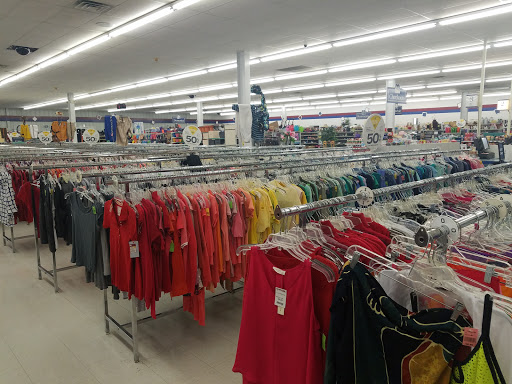 Thrift Store «Eau Claire Goodwill Retail Store & Training Center», reviews and photos