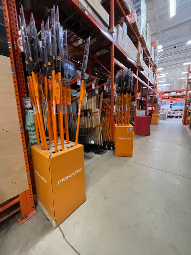 Home Improvement Store «The Home Depot», reviews and photos, 4646 28th St SE, Grand Rapids, MI 49512, USA