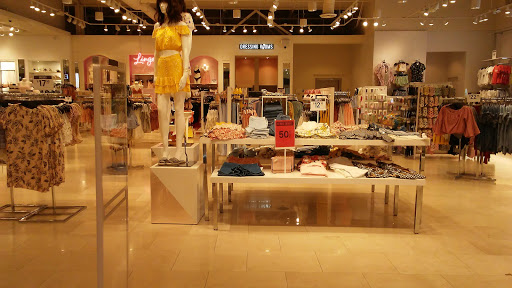 Shopping Mall «Altamonte Mall», reviews and photos, 451 E Altamonte Dr, Altamonte Springs, FL 32701, USA