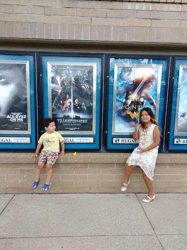 Movie Theater «Regal Cinemas Hamburg Pavilion 16 & RPX», reviews and photos, 1949 Star Shoot Pkwy, Lexington, KY 40509, USA