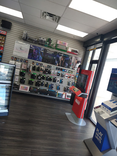 Video Game Store «GameStop», reviews and photos, 18479 S Dixie Hwy, Cutler Bay, FL 33157, USA