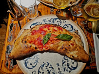 Calzone du Pizzeria Augusto à Paris - n°1