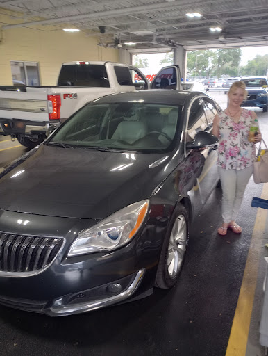 Used Car Dealer «CarMax», reviews and photos, 14920 N Nebraska Ave, Tampa, FL 33613, USA