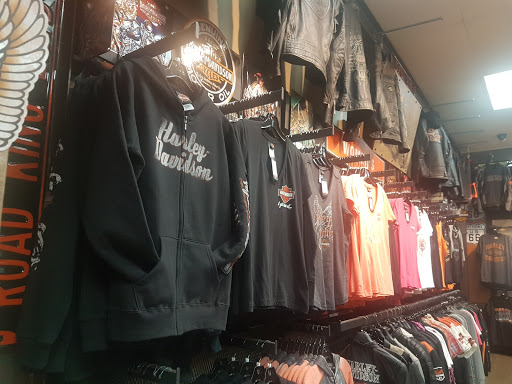 Motorcycle Dealer «Harley- Davidson Of Hollywood», reviews and photos, 6810 Hollywood Blvd, Los Angeles, CA 90046, USA