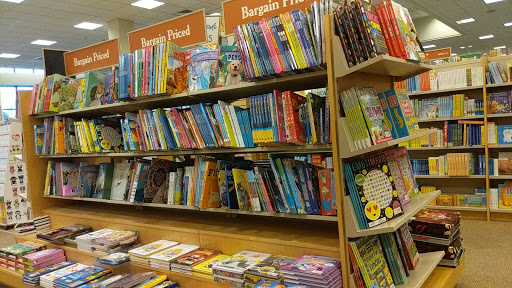 Book Store «Barnes & Noble», reviews and photos, 2960 Center Valley Pkwy, Center Valley, PA 18034, USA