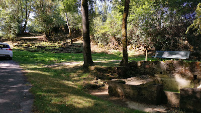 Lavoir des fontanelles à Alvignac