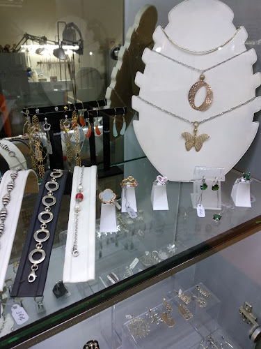 A&D Jewellery - Бижутериен магазин