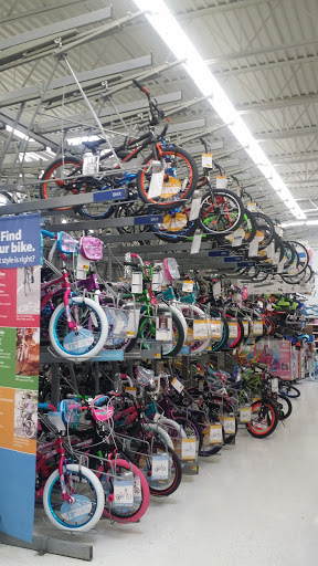 Discount Store «Walmart», reviews and photos, 910 Wolcott St, Waterbury, CT 06705, USA