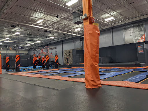 Amusement Center «Sky Zone Trampoline Park», reviews and photos, 42550 Executive Dr, Canton, MI 48188, USA