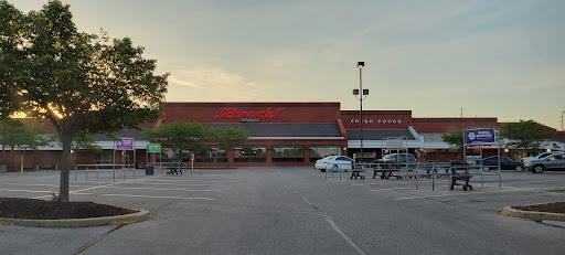 Grocery Store «Schnucks», reviews and photos, 200 N Vine St, Urbana, IL 61802, USA