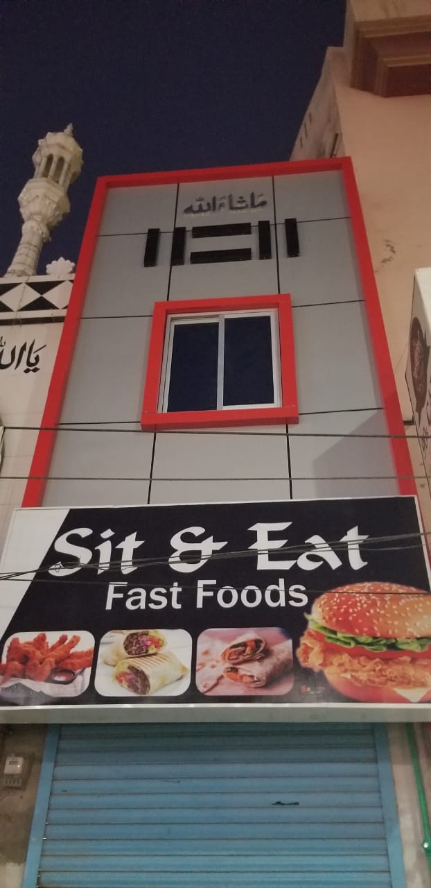 Sit & Eat Fast Foods