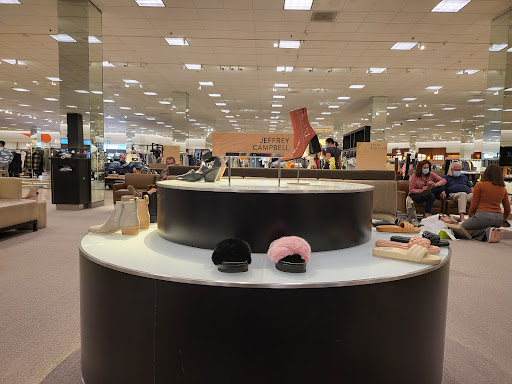 Department Store «Nordstrom», reviews and photos, 4937 Old Orchard Shopping Center, Skokie, IL 60077, USA
