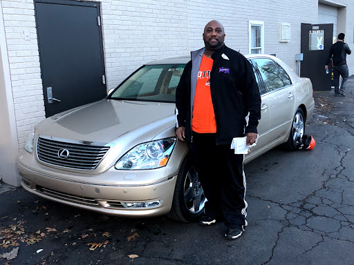 Used Car Dealer «Redefined Auto Sales», reviews and photos, 5050 Dempster St, Skokie, IL 60077, USA