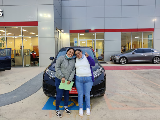 Hyundai Dealer «Red McCombs Hyundai Northwest», reviews and photos, 13663 Interstate 10 Frontage Rd, San Antonio, TX 78249, USA