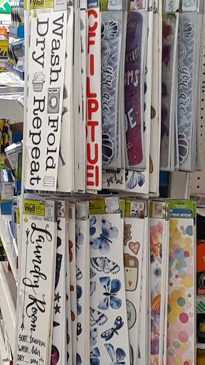 Dollar Store «Dollar Tree», reviews and photos, 3909 Queens Blvd, Sunnyside, NY 11104, USA