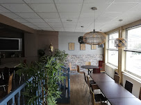 Atmosphère du Restaurant Le Rond Point à Laval - n°1