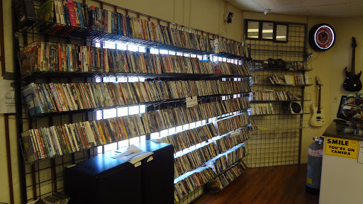 Pawn Shop «Mad Dog Pawn», reviews and photos, 3324 Manatee Ave W, Bradenton, FL 34205, USA