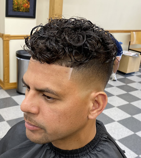 Barber Shop «Roosevelt Barber Shop», reviews and photos, 851 42nd St, Des Moines, IA 50312, USA
