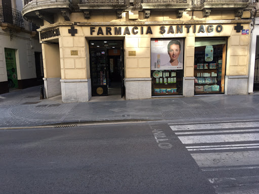 Información y opiniones sobre Farmacia De Santiago C.B. de Alcalá La Real