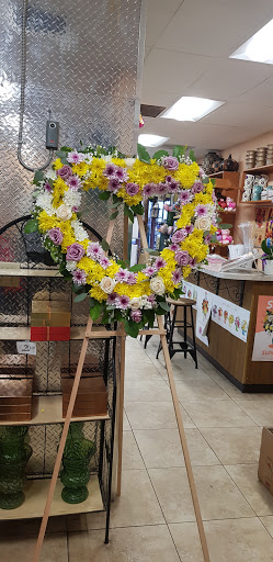 Florist «Canoga Park Florist», reviews and photos, 7144 Owensmouth Ave, Canoga Park, CA 91303, USA