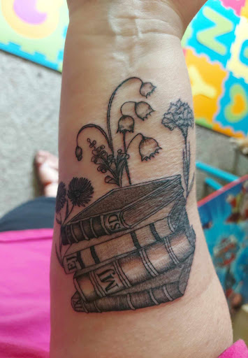 Explore compass tattoo ideas for men, creative tattoo ideas in Huntsville, available at Blacktide Tattoo Co.