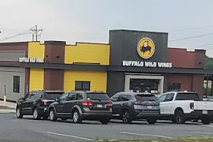 Buffalo Wild Wings image